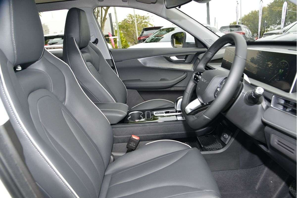 2026 Chery Tiggo 4 Ultimate thumb-9
