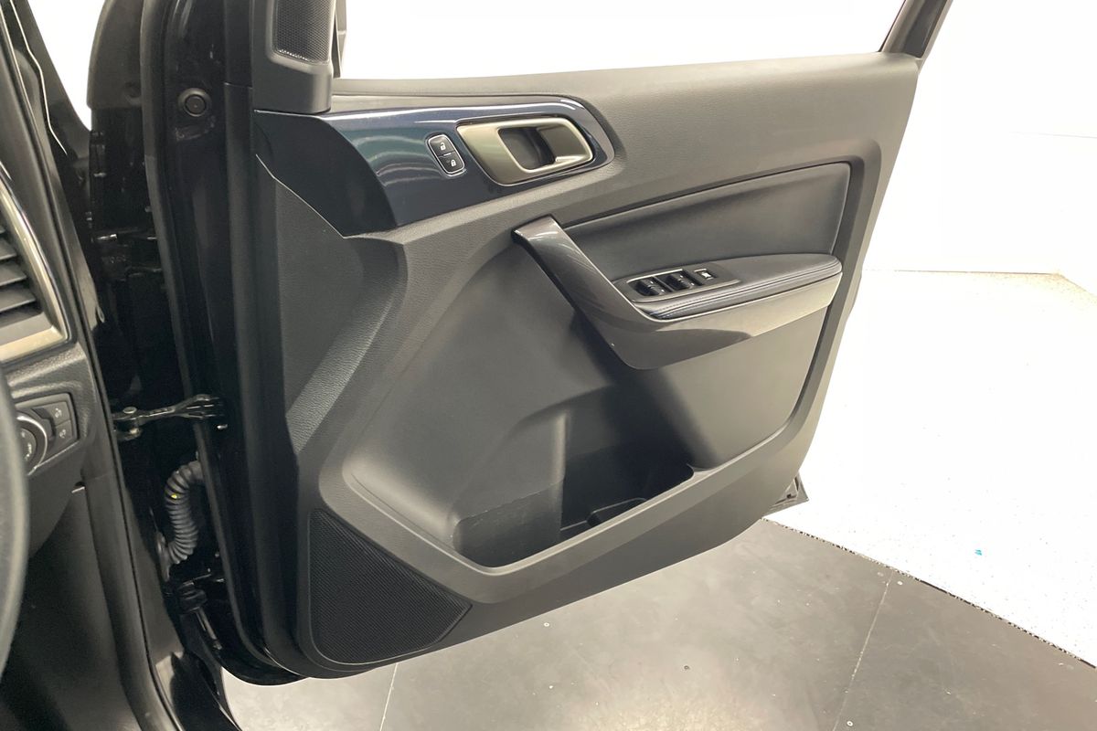 2021 Ford Everest