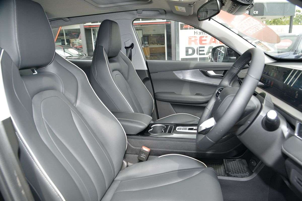 2026 Chery Tiggo 4 Ultimate thumb-9