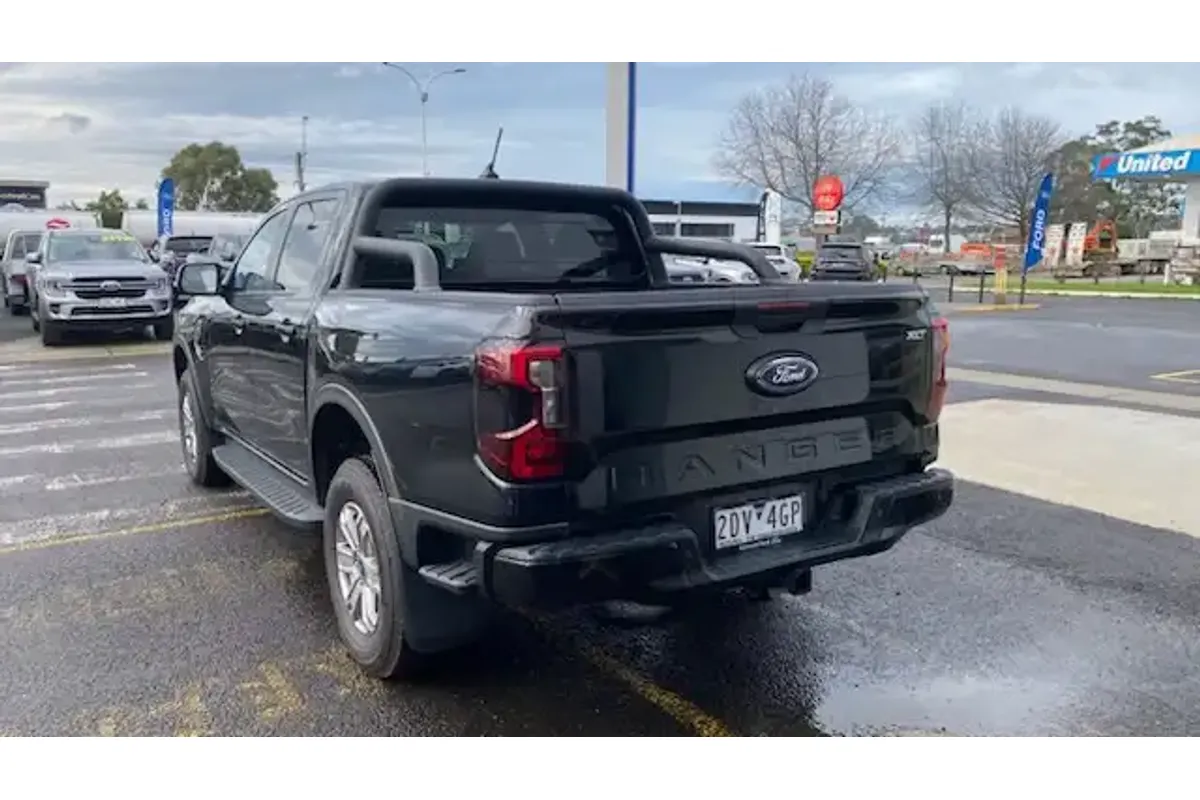 2024 Ford Ranger XLT 4X4 2.0L image 9