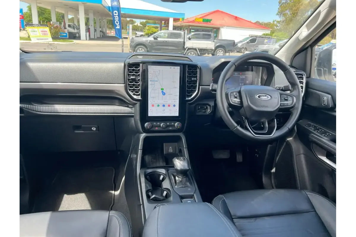 2024 Ford Ranger Sport 4X4 2.0L image 2