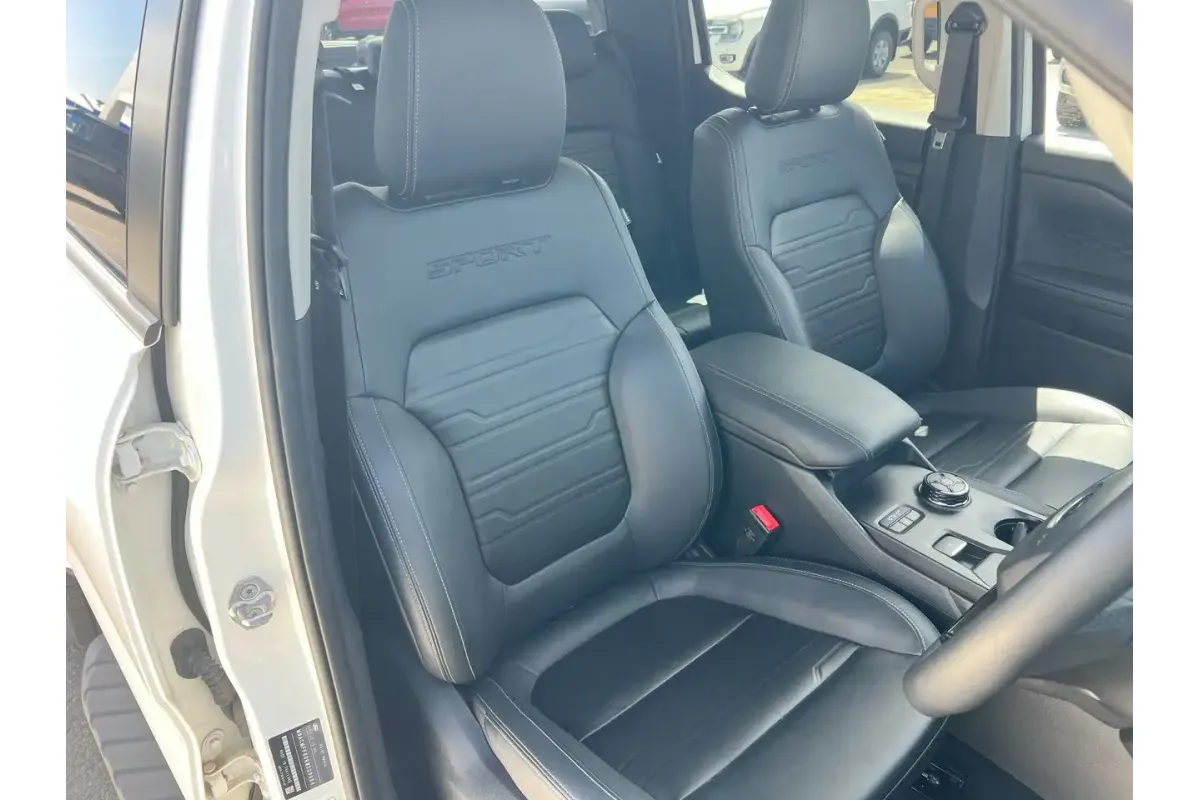 2024 Ford Ranger Sport 4X4 2.0L image 4