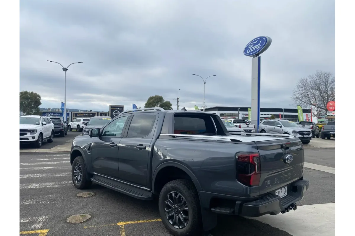 2025 Ford Ranger Wildtrak 4X4 3.0L image 4