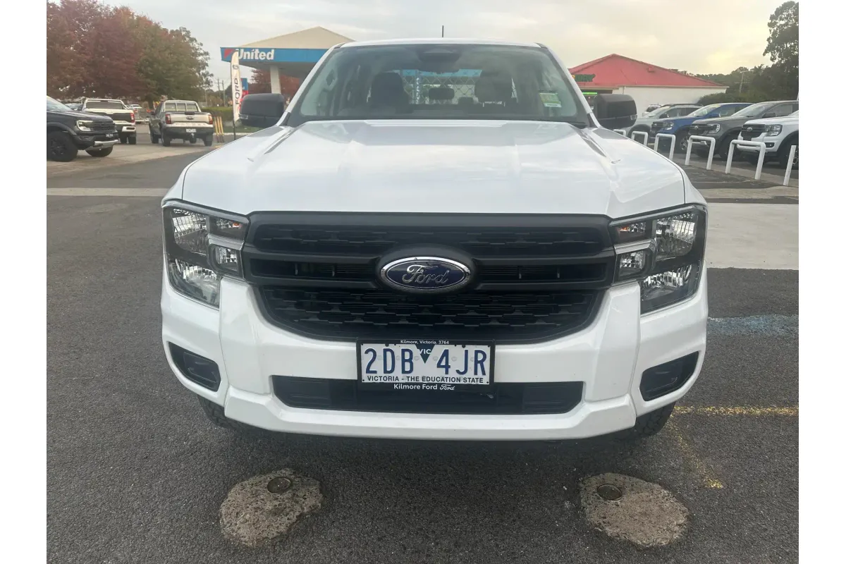 2025 Ford Ranger XL 4X4 2.0L image 6