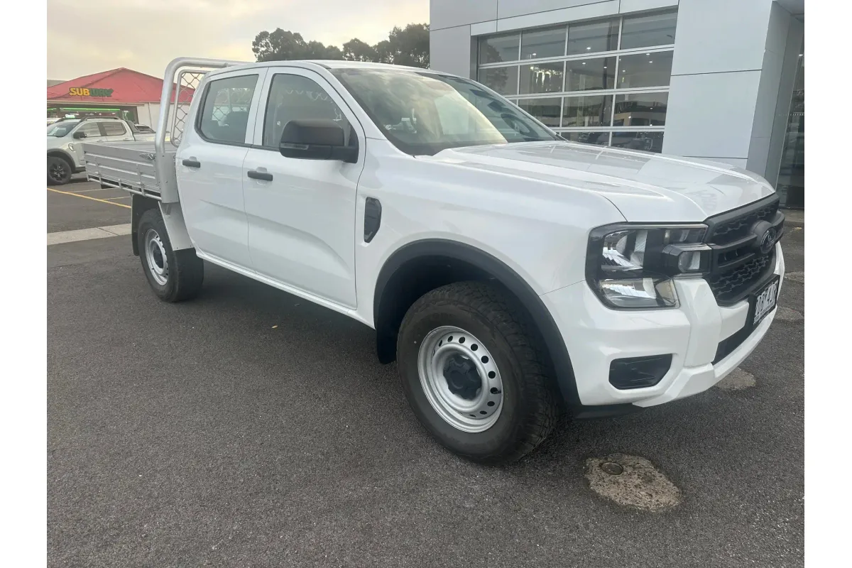 2025 Ford Ranger XL 4X4 2.0L image 9
