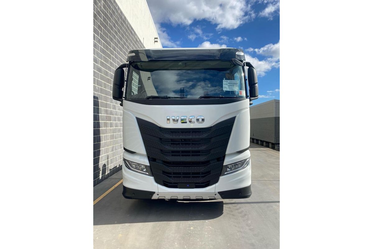 2023 IVECO S-Way As 530