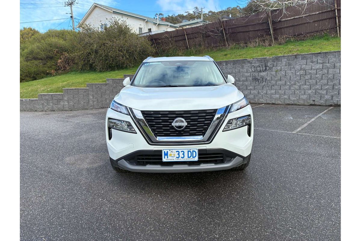 2024 Nissan X-TRAIL ST T33