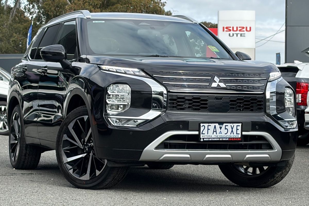 2025 Mitsubishi Outlander PHEV Exceed Tourer ZM