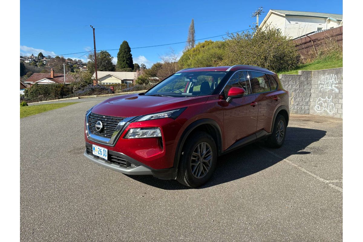 2024 Nissan X-TRAIL ST T33