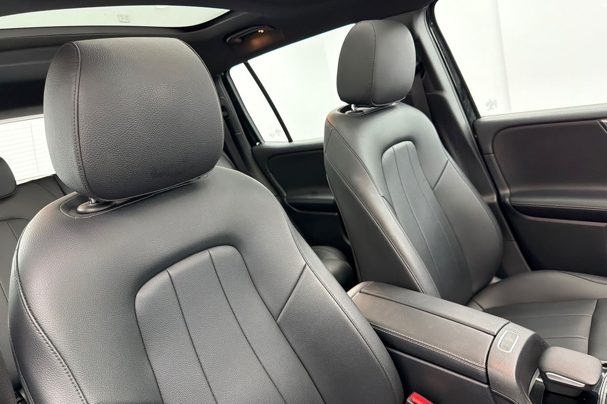 2021 Mercedes-Benz GLB-Class GLB200 X247