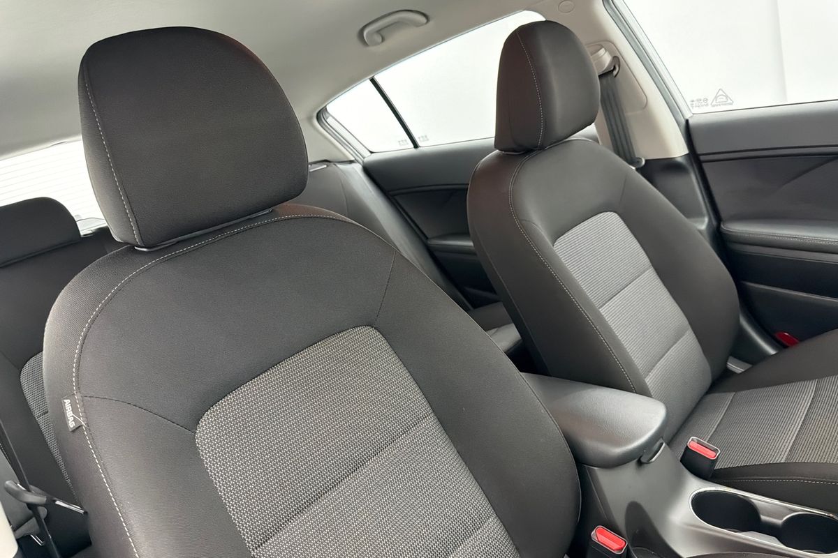 2018 Kia Cerato Sport YD