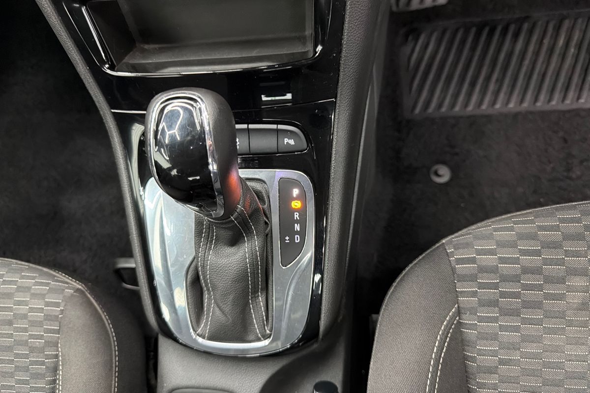 2018 Holden Astra R BK