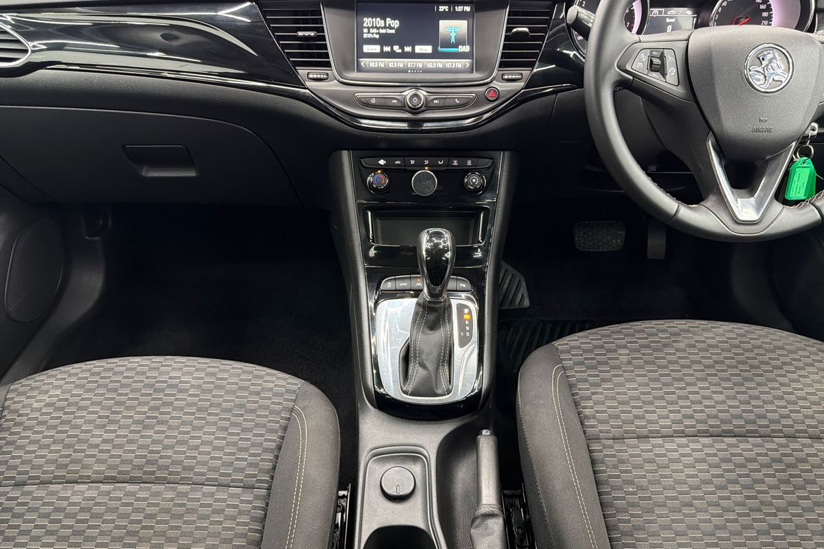 2018 Holden Astra R BK