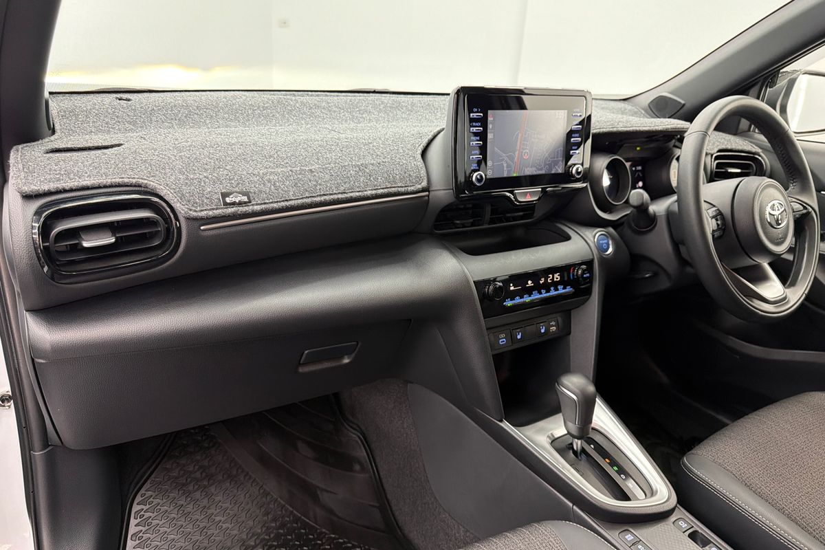 2023 Toyota Yaris Cross Urban MXPJ10R