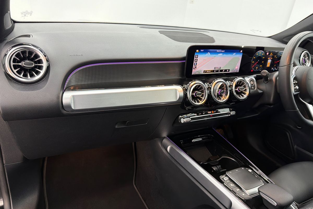 2021 Mercedes-Benz GLB-Class GLB200 X247