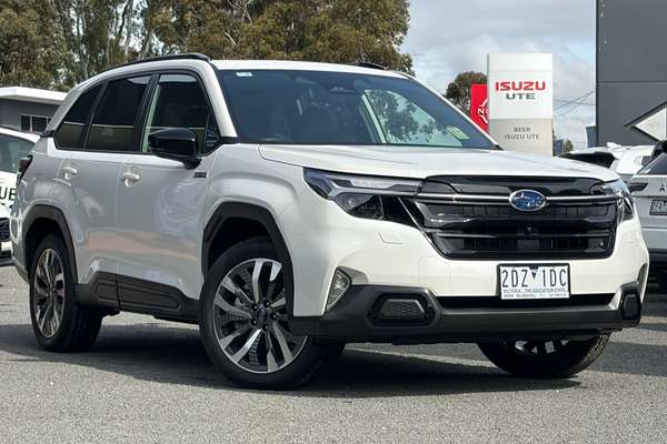 2025 Subaru Forester Hybrid Touring S6