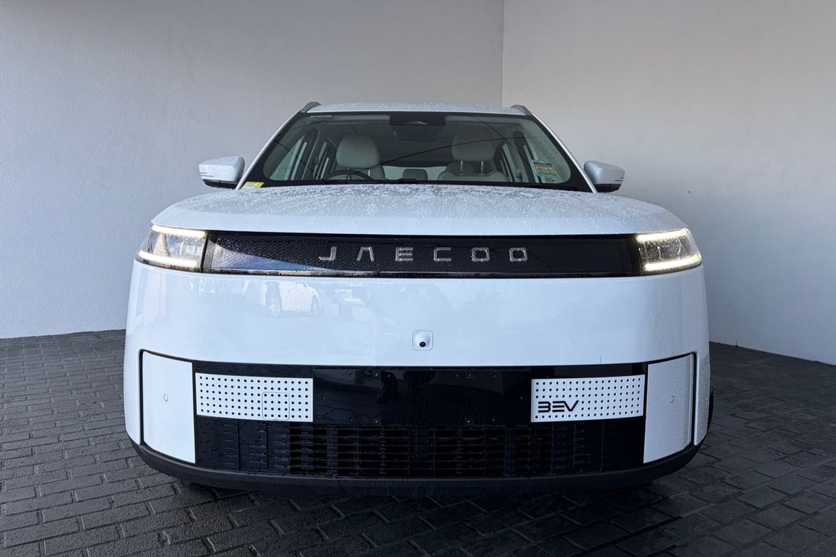 2026 OMODA JAECOO J5 EV Summit