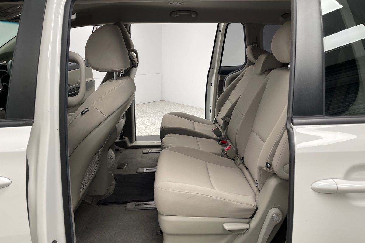 2020 Kia Carnival S YP