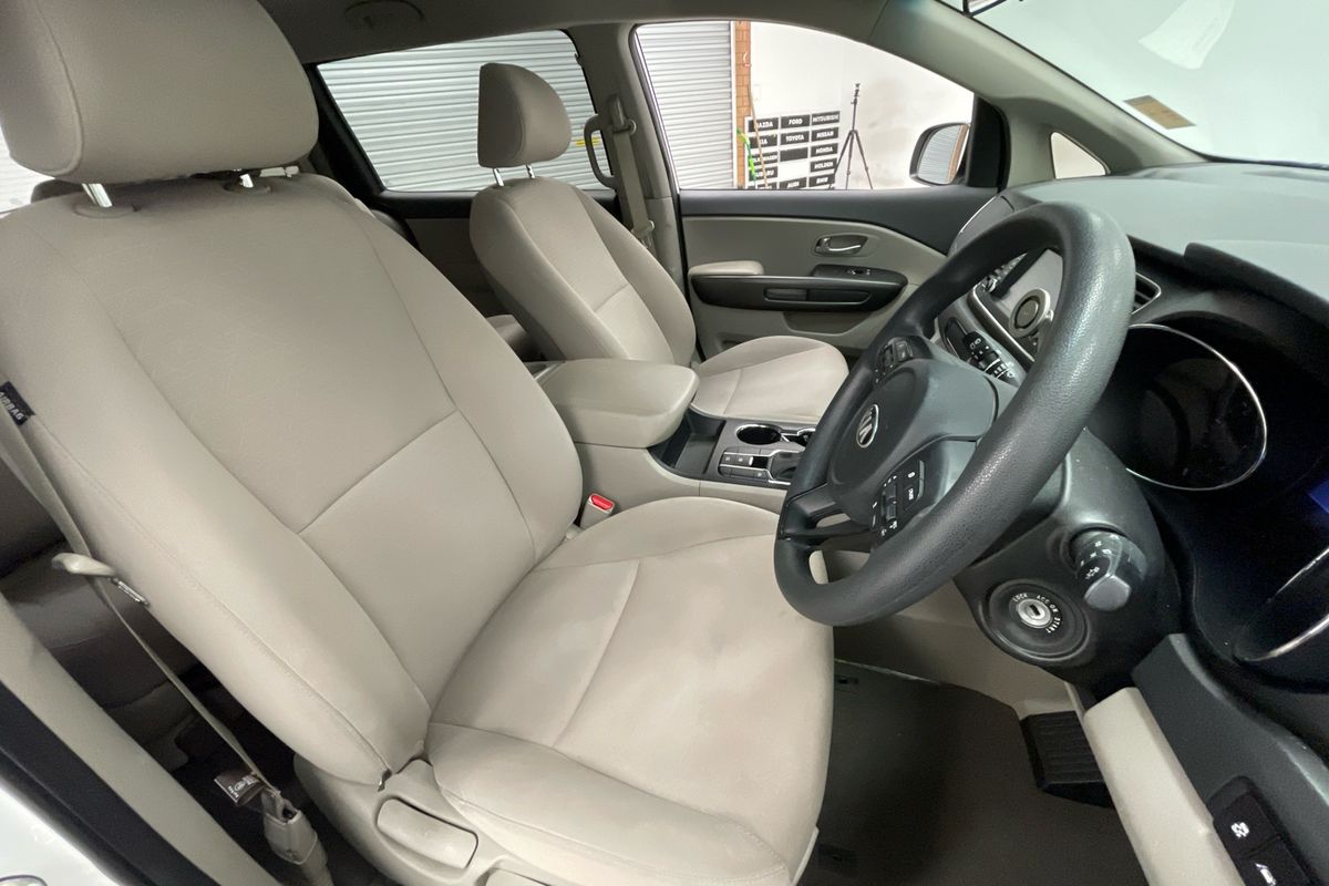2020 Kia Carnival S YP