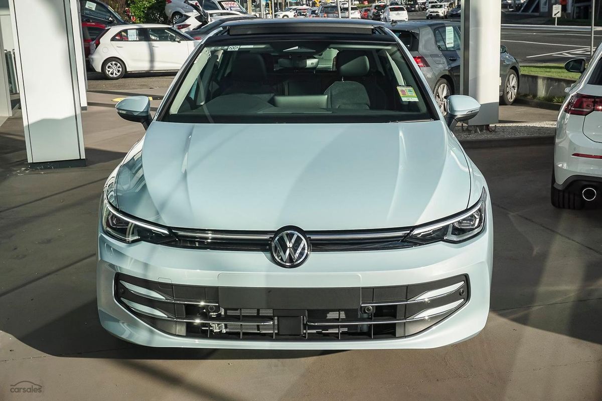 2025 Volkswagen Golf 110TSI Style 8.5