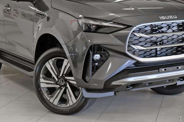 2026 Isuzu MU-X LS-T
