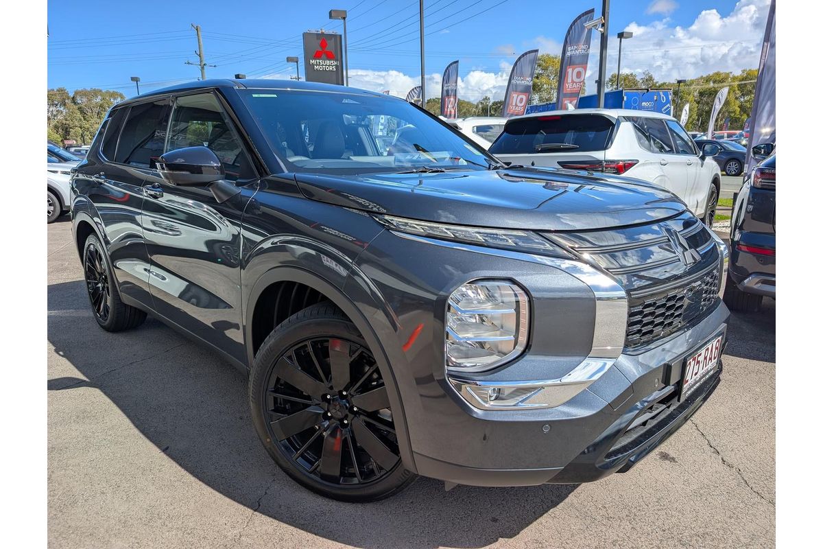 2026 Mitsubishi Outlander Black Edition ZM