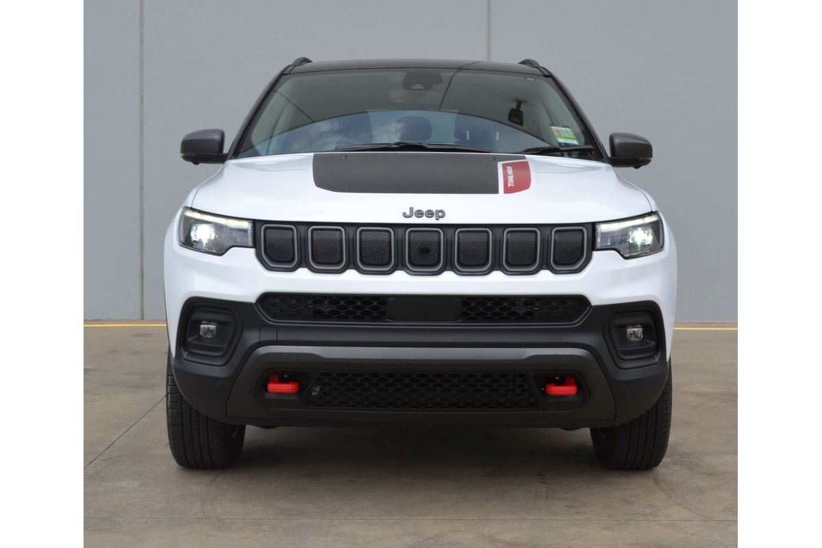 2023 Jeep Compass Trailhawk M6