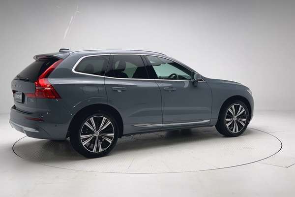 2021 Volvo XC60 B5 Inscription thumb-7