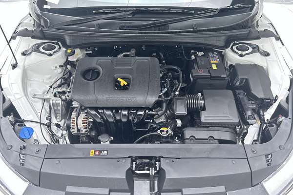 2025 Kia K4 S CL4m thumb-10