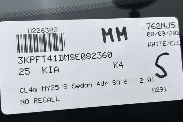 2025 Kia K4 S CL4m thumb-23
