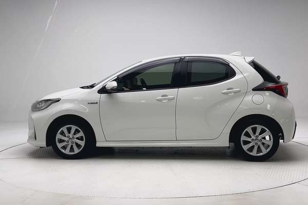 2022 Toyota Yaris SX MXPA10R thumb-7