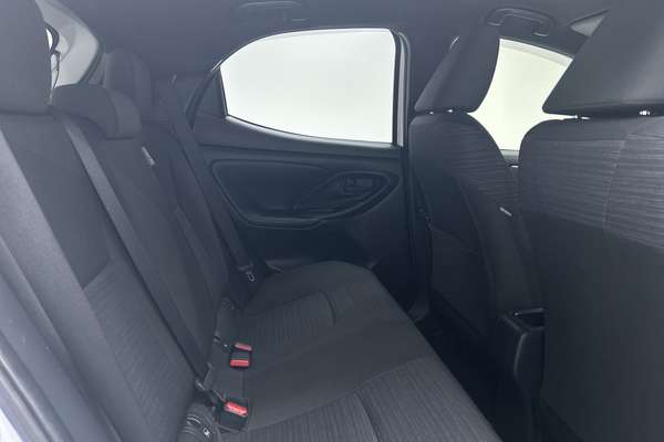 2022 Toyota Yaris SX MXPA10R thumb-11