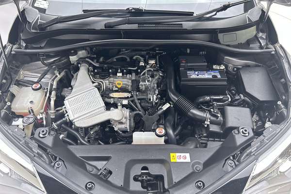 2022 Toyota C-HR GXL NGX10R thumb-10