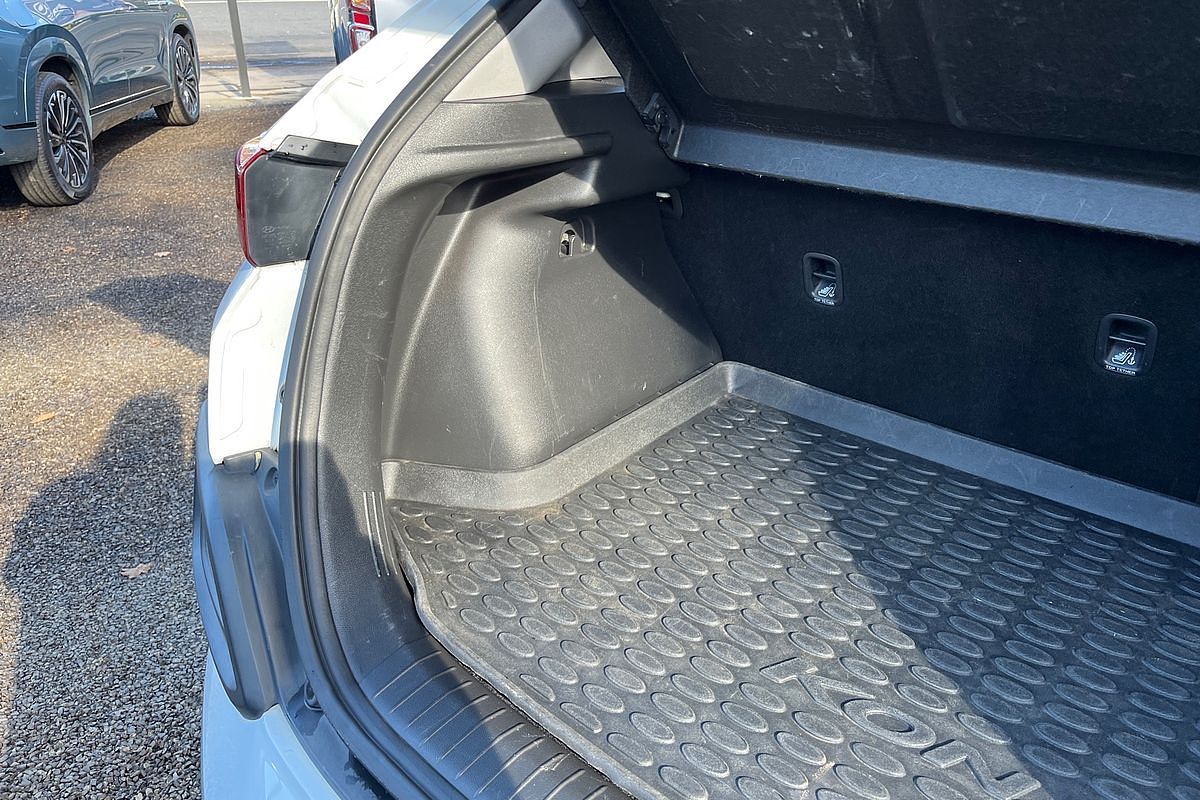 2017 Hyundai Kona Active OS