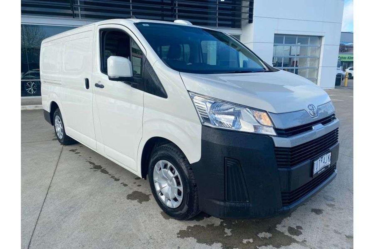 2021 Toyota Hiace GDH300R LWB image 12