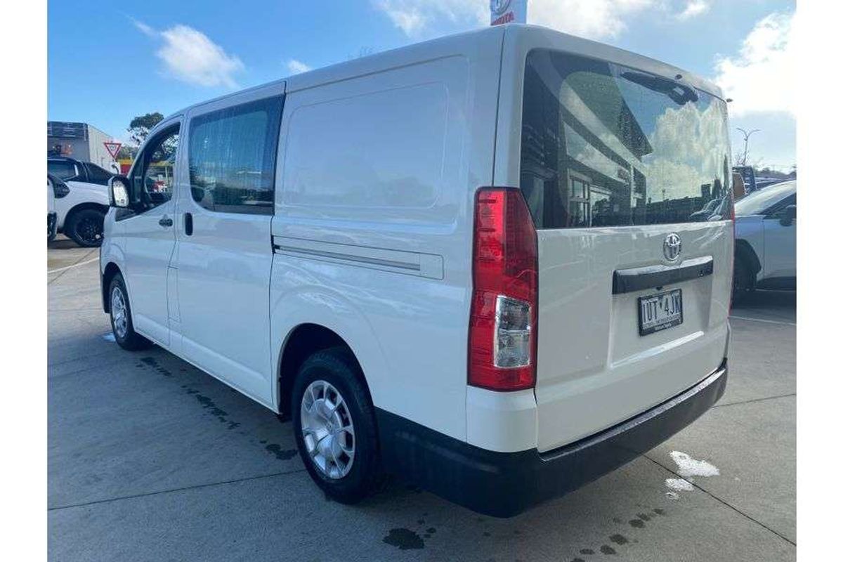 2021 Toyota Hiace GDH300R LWB image 13