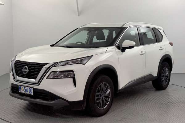 2024 Nissan X-TRAIL ST T33