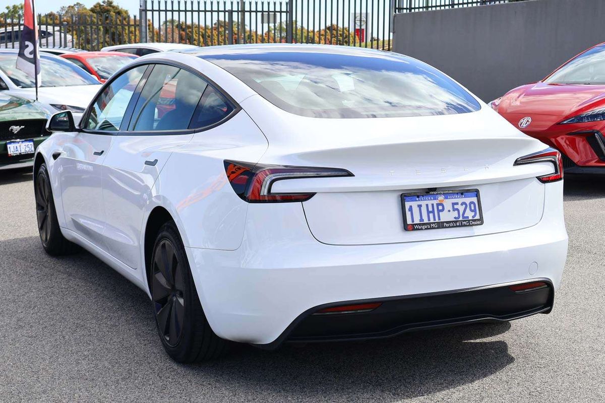 2024 Tesla Model 3 Rear-Wheel Drive