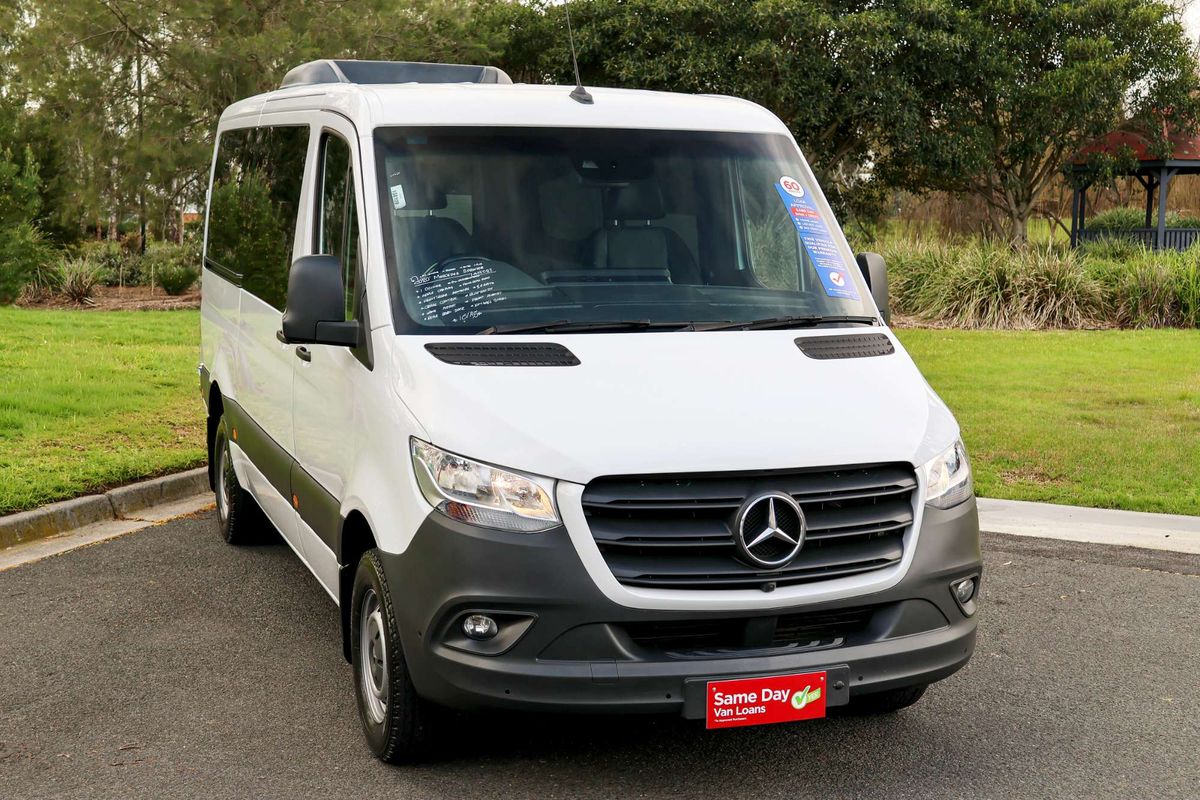 2020 Mercedes-Benz Sprinter 419CDI VS30 MWB Low Roof image 8