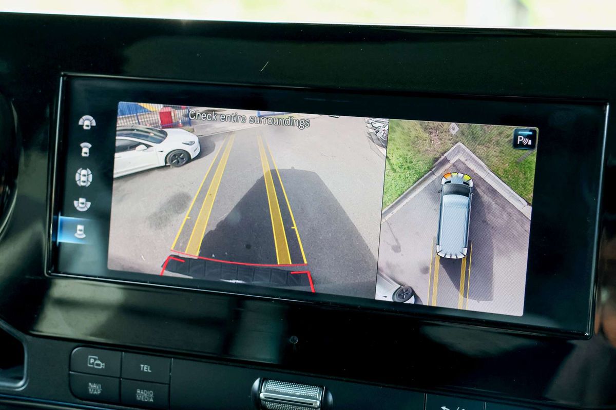 2020 Mercedes-Benz Sprinter 419CDI VS30 MWB Low Roof image 24