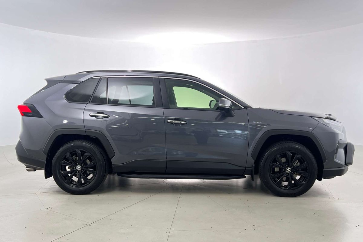 2025 Toyota RAV4 Cruiser AXAH54R
