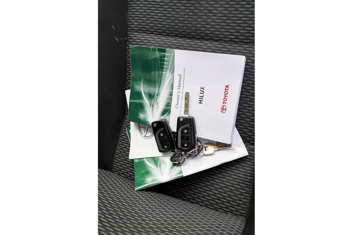 2019 Toyota Hilux Workmate TGN121R Rear Wheel Drive image 13