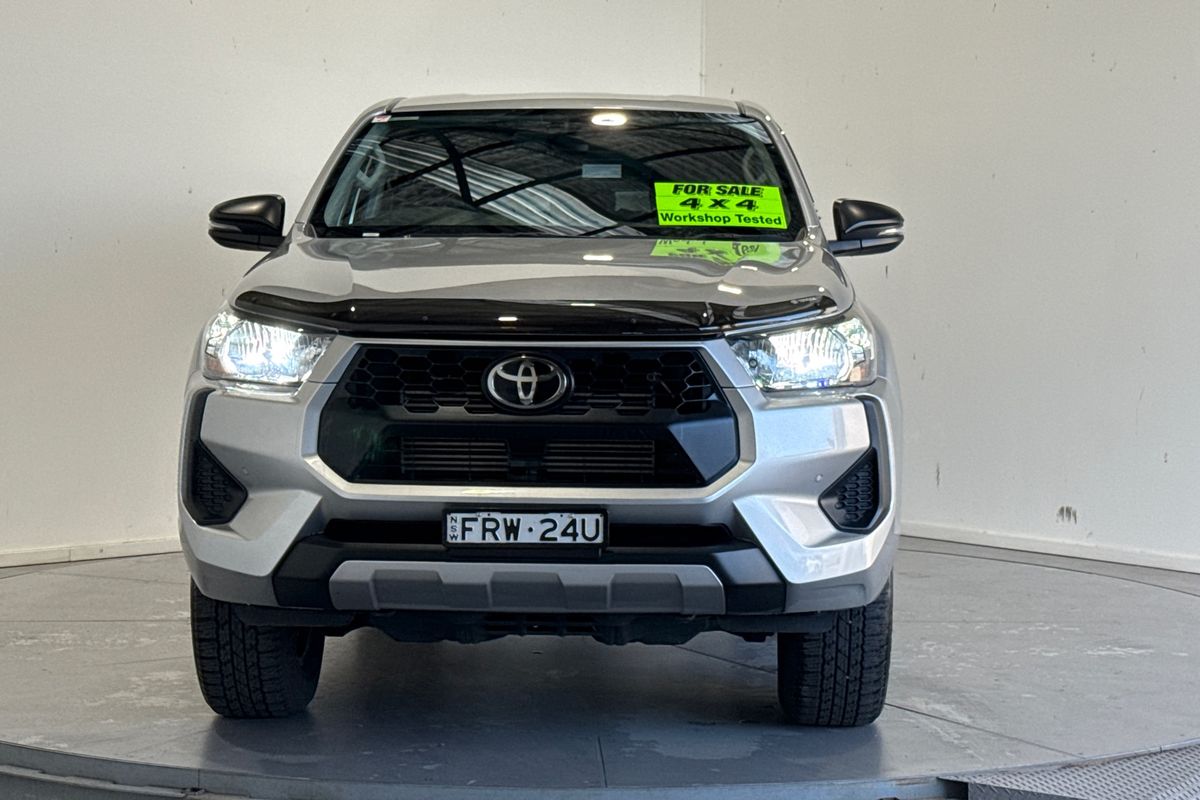 2025 Toyota Hilux SR GUN126R 4X4
