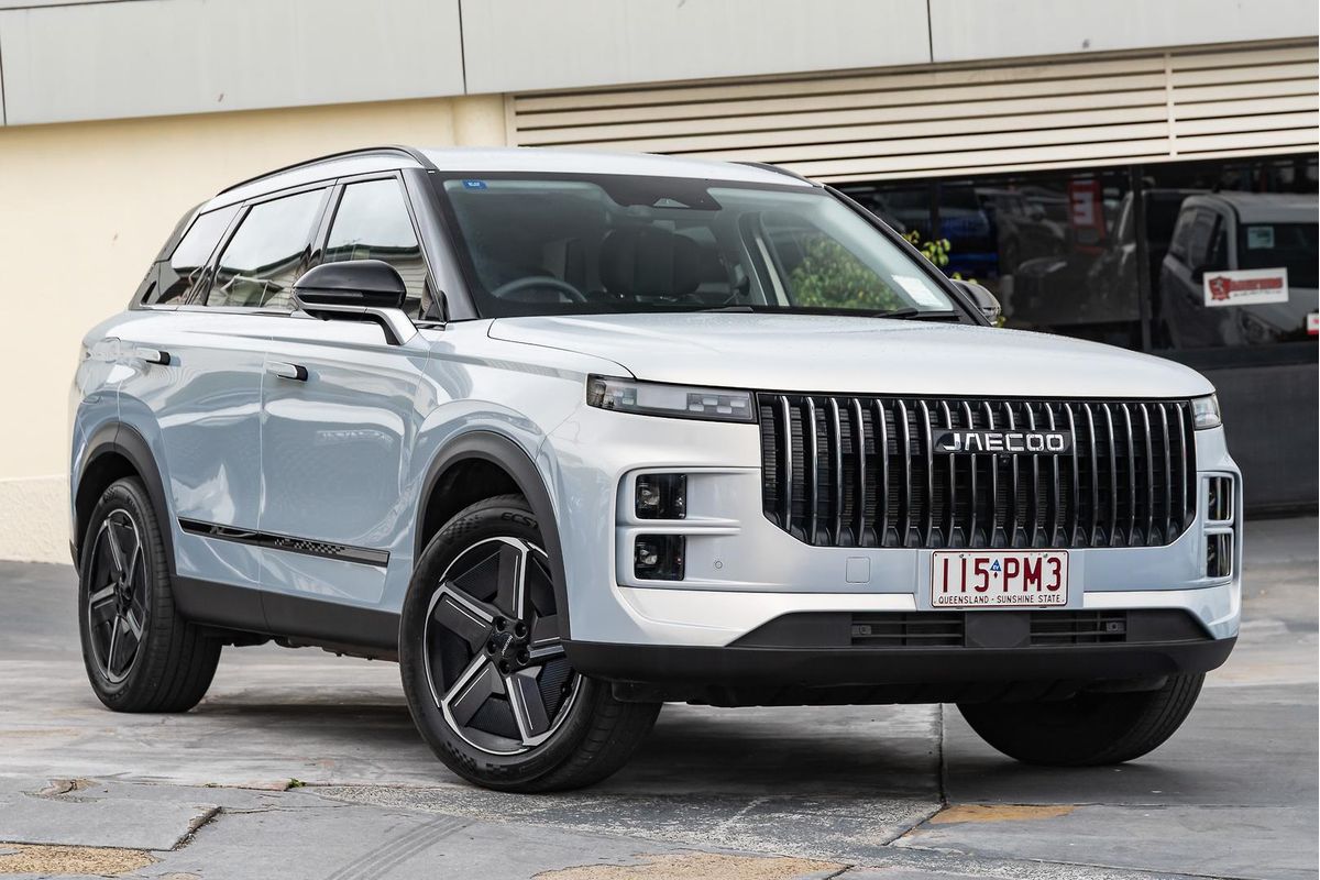 2025 OMODA JAECOO J7 SHS Track