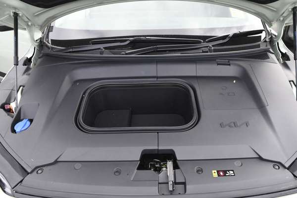 2026 Kia EV3 Air Standard Range SV thumb-7