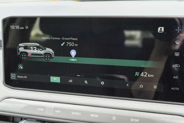2026 Kia EV3 Air Standard Range SV thumb-12