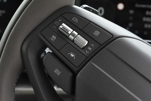 2026 Kia EV3 Air Standard Range SV thumb-14