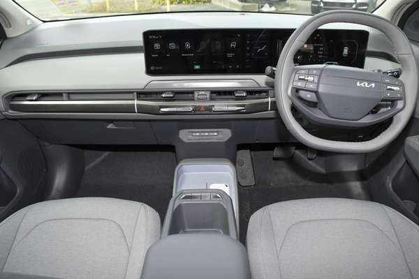 2026 Kia EV3 Air Standard Range SV thumb-16