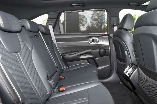 2026 Kia Sorento HEV GT-Line MQ4 PE thumb-8