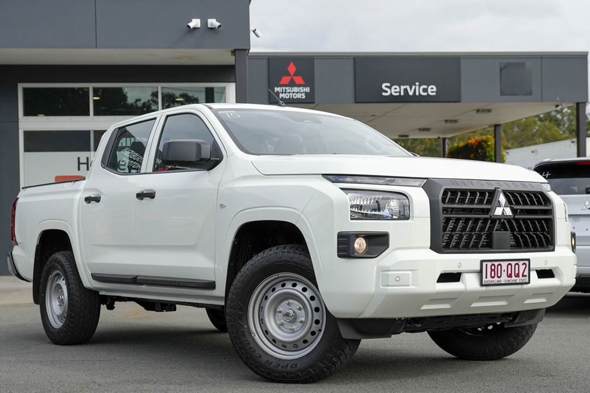 2025 Mitsubishi Triton GLX MV 4X4